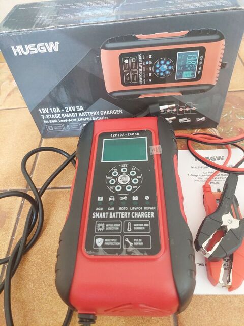 : chargeur de batterie voiture / moto / camion inte Perpignan (66)