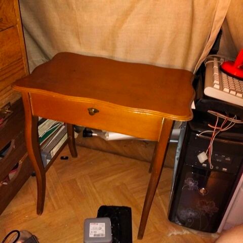 Petite table merisier 49 Rachecourt-sur-Marne (52)