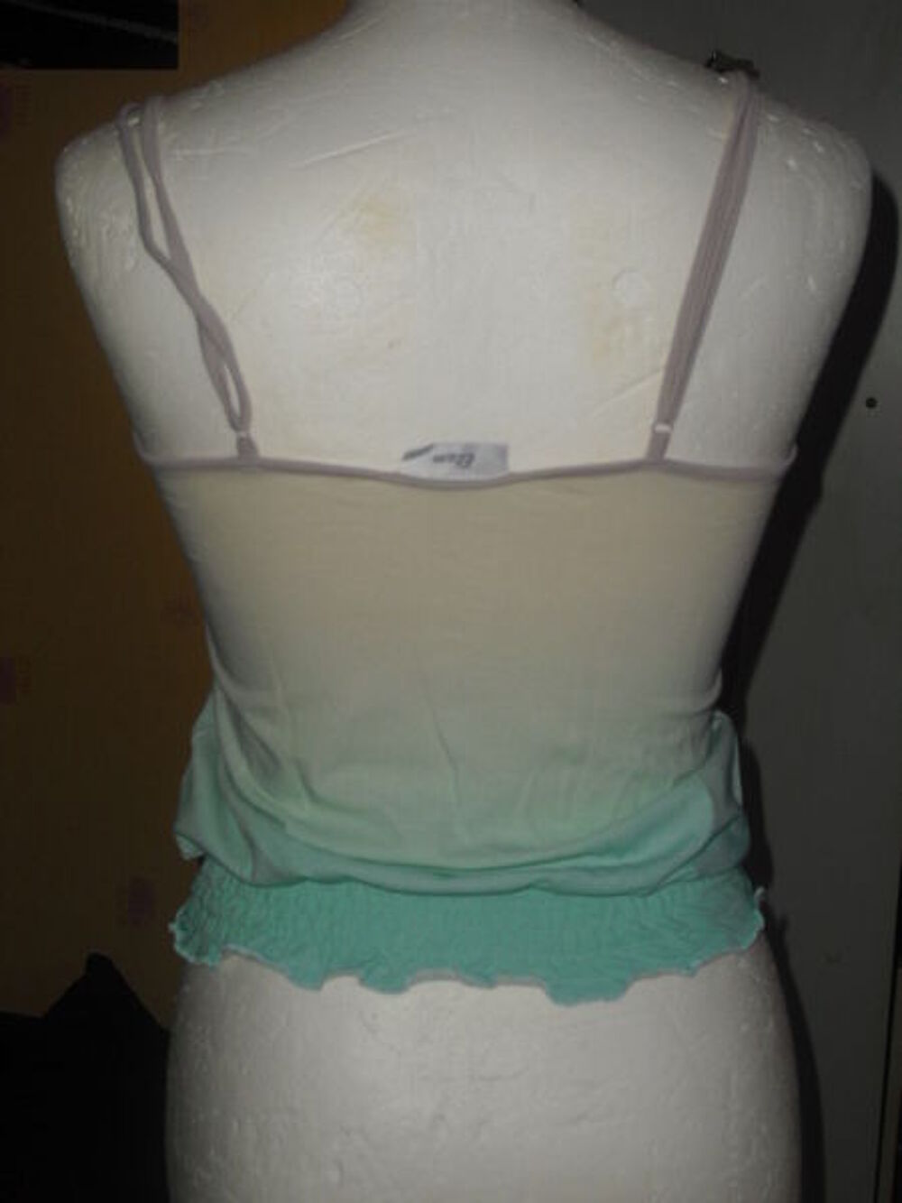 tee shirt a bretelles reglables NEUF ETAM TAILLE 36 Vêtements