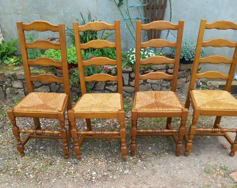 4 chaises rustiques
60 Cramont (80)