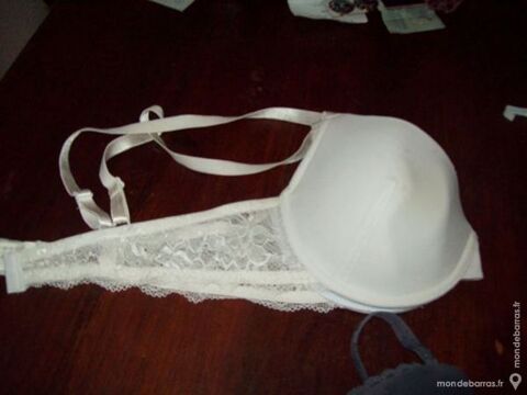 Soutien gorge push up 95 D 8 Lyon 8 (69)