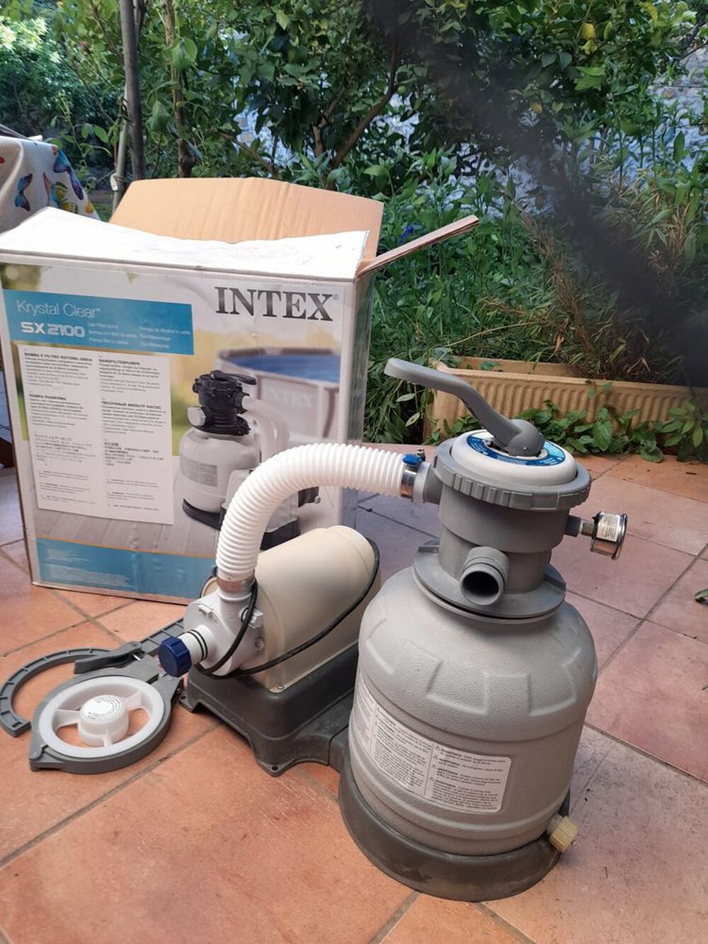 POMPE DE FILTRATION POUR PISCINE AVEC BAC A SABLE; Jardin