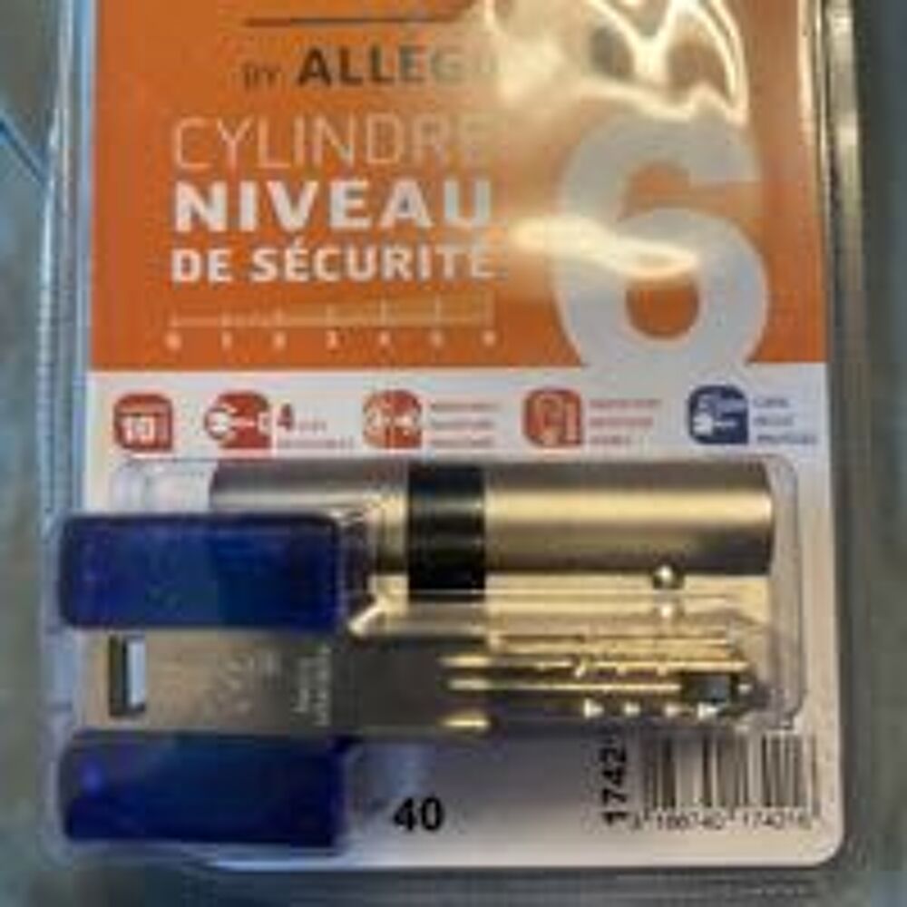 cylindre bricard 4 cl&eacute;s Bricolage