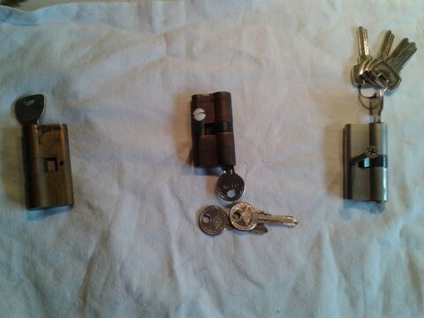 3 canons de 30 X 30 avec clefs 20 Dijon (21)