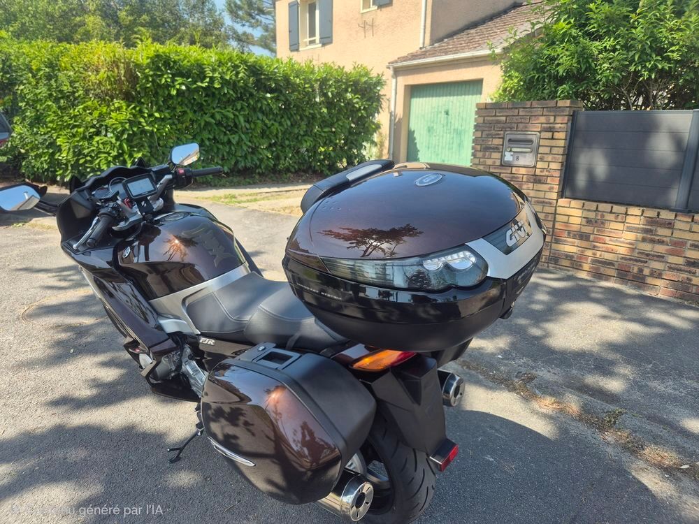 YAMAHA 2014 occasion 95120 Ermont