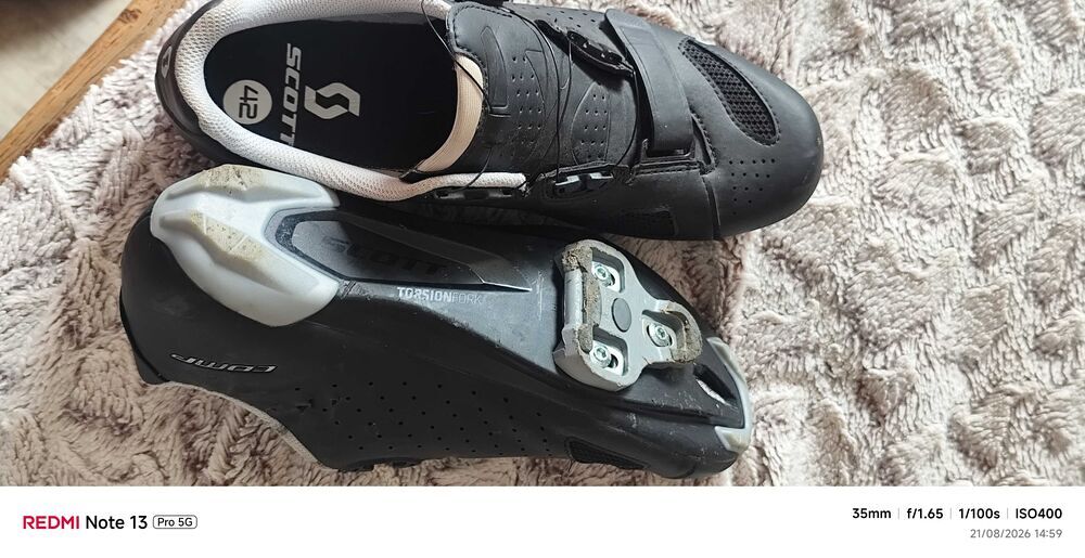 Chaussures automatiques Scott. Vélos