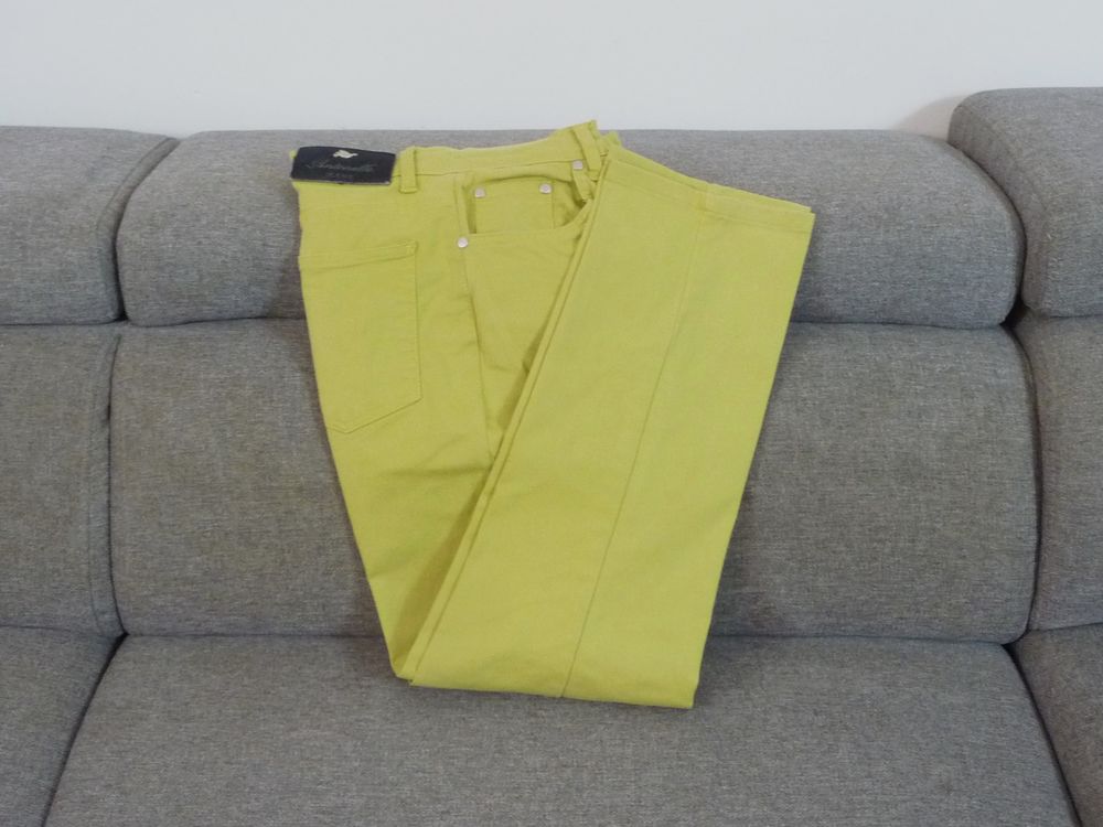 Jean/ Pantalon Droit Vert Anis- Taille 38- Antonelle Jeans Vêtements