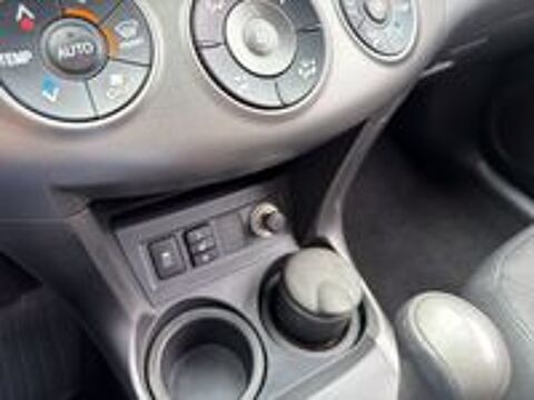 RAV 4 RAV4 150 D-CAT 4WD Clean Power A 2009 occasion 93390 Clichy-sous-Bois
