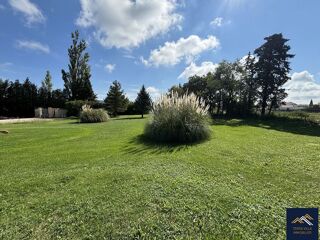  Terrain à vendre 698 m²