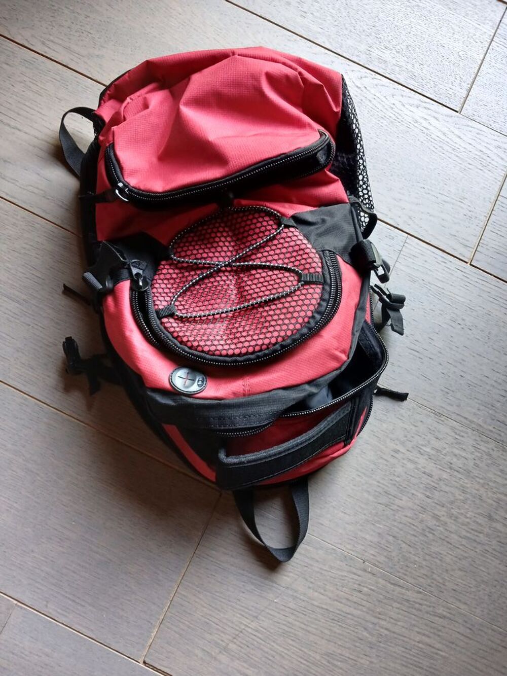 Sac &agrave; dos avec fermeture ventrale Maroquinerie