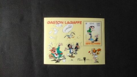 Timbre de France fte du timbre 2001 2 Angers (49)