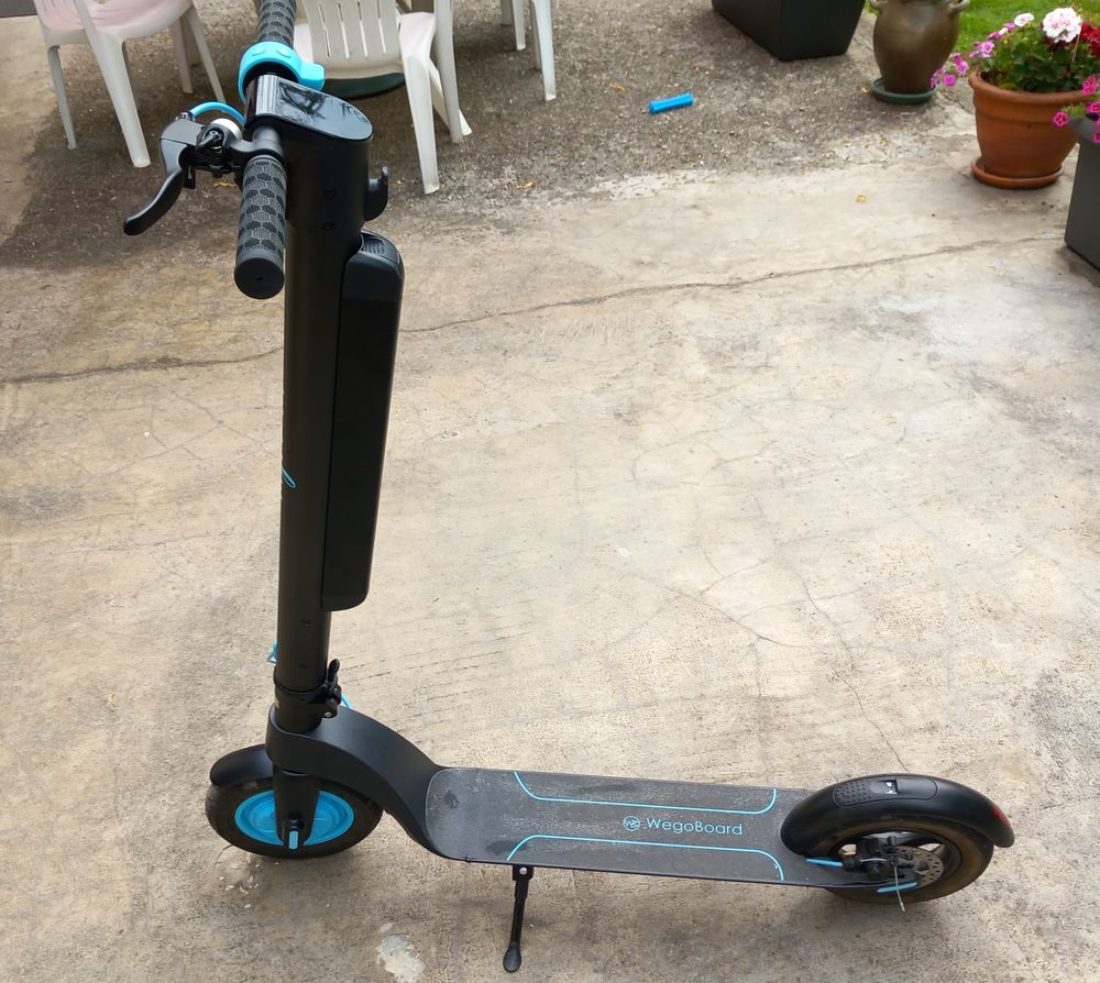 trottinette &eacute;lectrique pliable Wegoboard runway plus Sports