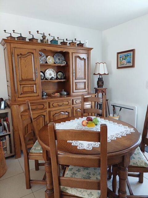 Salle � manger en ch�ne table ronde 120 2rallonges 4 chaises 300 Angles (85)