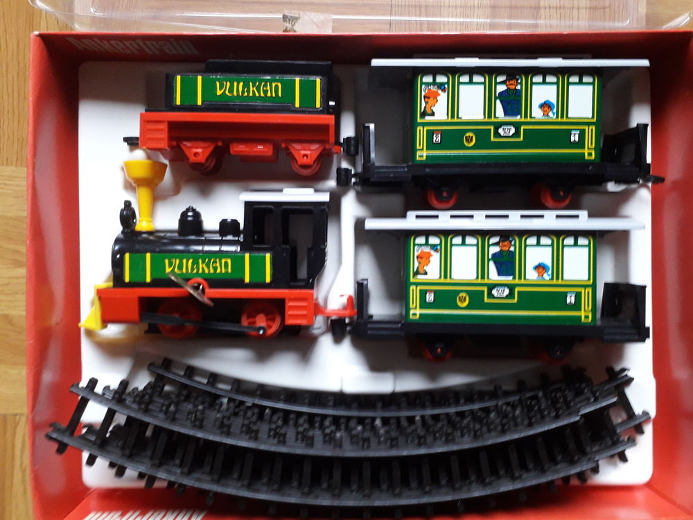 Ancien circuit train ANKERBAHN Vulkan &agrave; cl&eacute; 