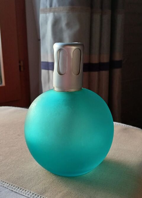 DIFFUSEUR Parfum Huile BOULE Verre Dépoli Création Patricia 15 Nevers (58)