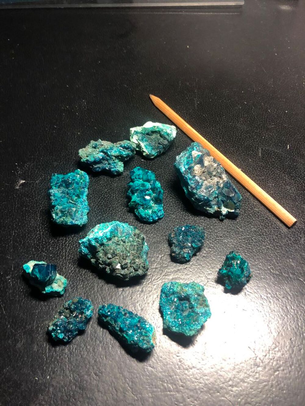 Lot de cristaux de Dioptase 
