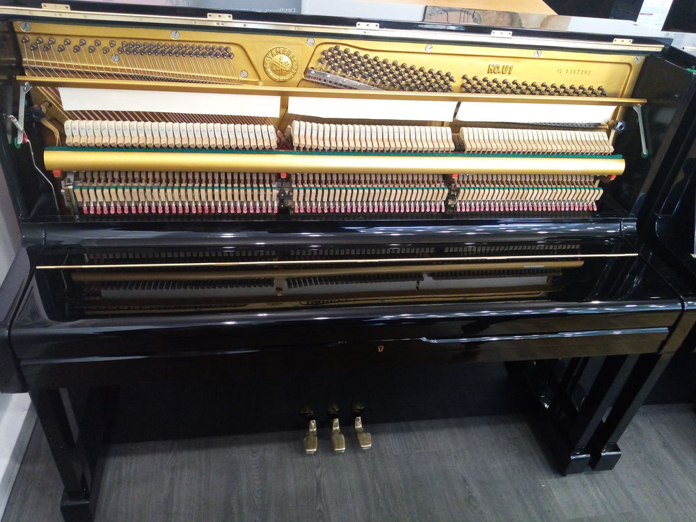 Piano droit - Yamaha U1 Instruments de musique