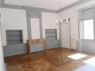  Maison � vendre 15 + pi�ces 990 m�