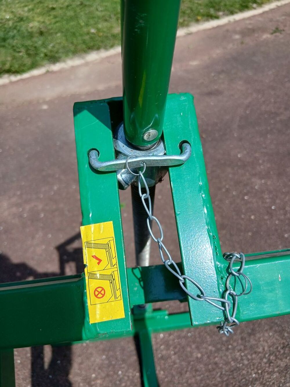 CRIC LEVE TONDEUSES / MICRO TRACTEURS / QUADS Jardin