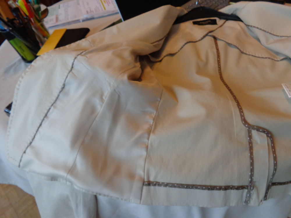 Veste l&eacute;g&egrave;re beige WEEKEND MaxMara Vêtements