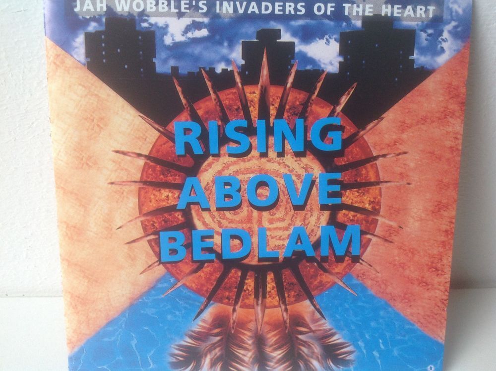 JAH WOBBLE'S INVADERS RISING ABOVE BEDLAM Envoi Possible
CD et vinyles