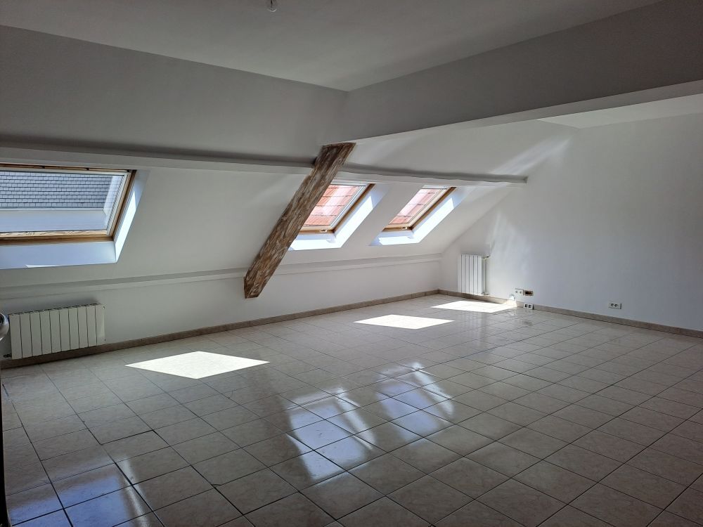 Location Appartement VOUJEAUCOURT  DANS ANCIENNE FERME RENOVEE Voujeaucourt
