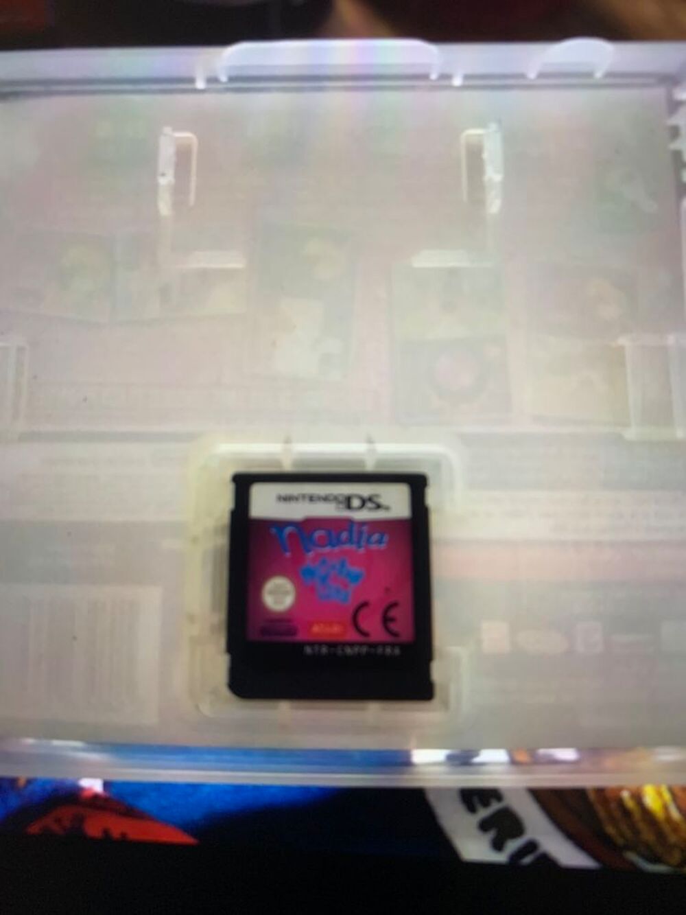 jeu Nitendo ds &laquo;&nbsp;Nadia&nbsp;&raquo; Consoles et jeux vidéos