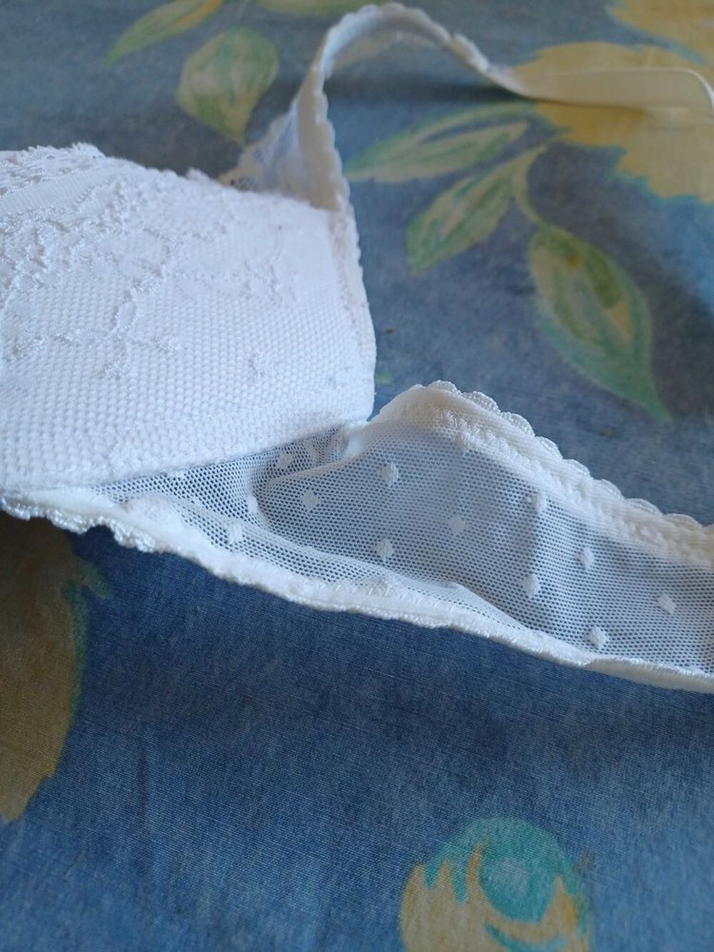 Soutien gorge avec petit noeud Vêtements