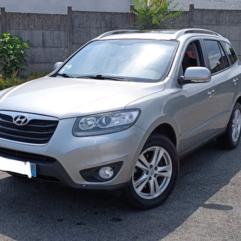 Hyundai Santa Fe Santa Fé 2.2 CRDi 197 4WD Pack Premium 7pl A 2011 occasion Mâcon 71000