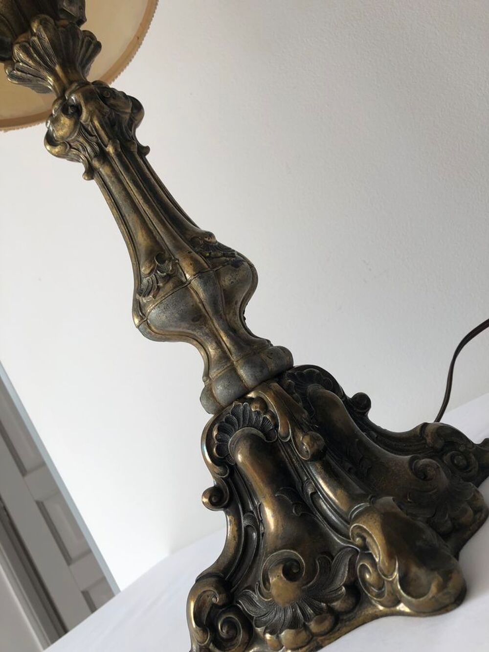 Lampe ancienne en laiton hauteur 54 cm Décoration