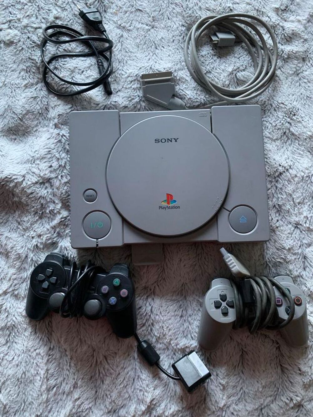 PLAYSTATION Consoles et jeux vidéos