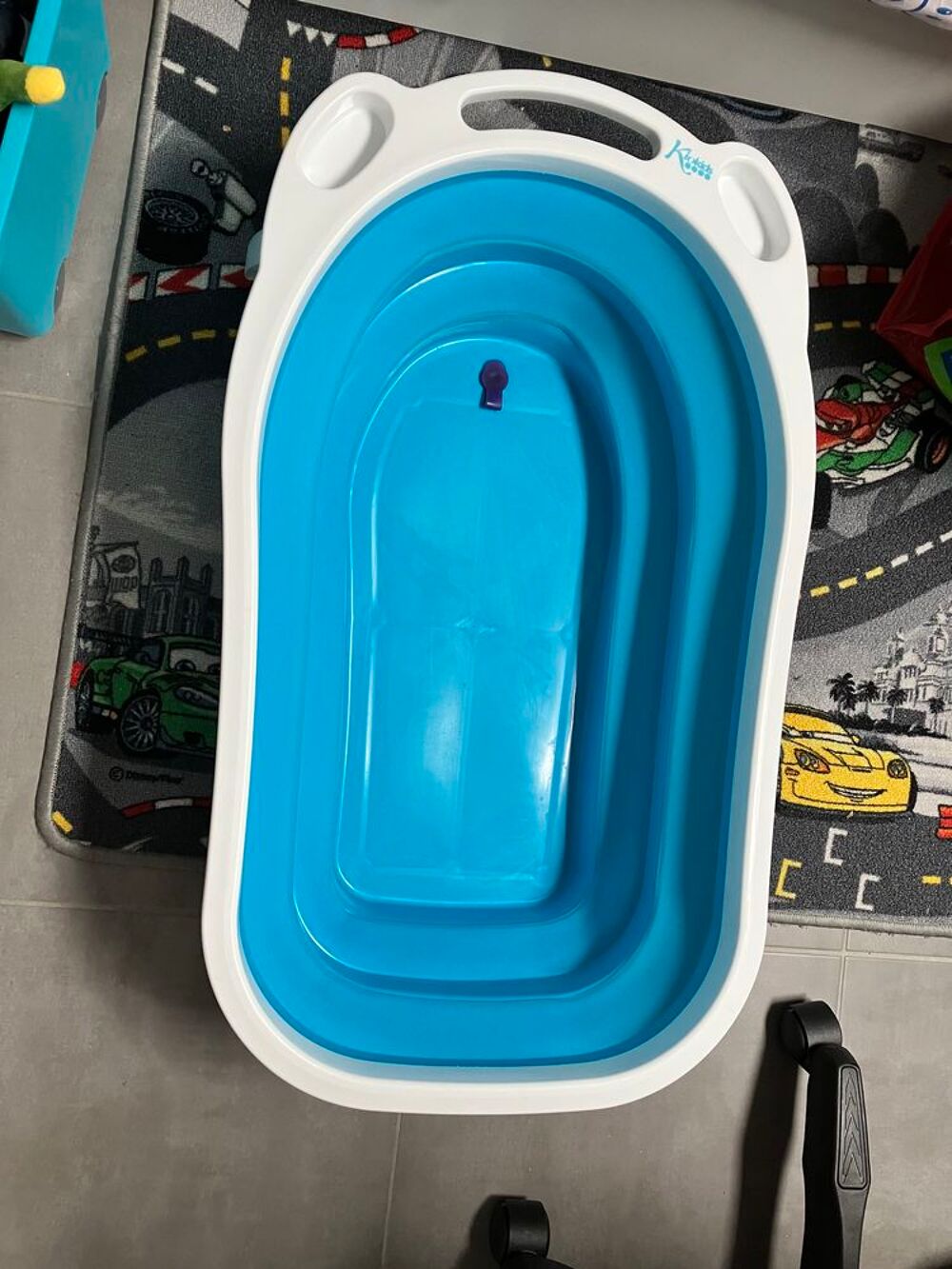 baignoire b&eacute;b&eacute; pliante Pu�riculture