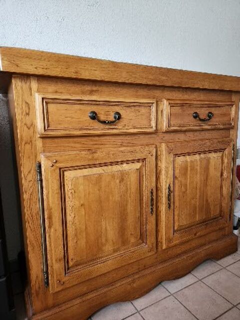 BUFFET CH�NE MASSIF 400 �vian-les-Bains (74)