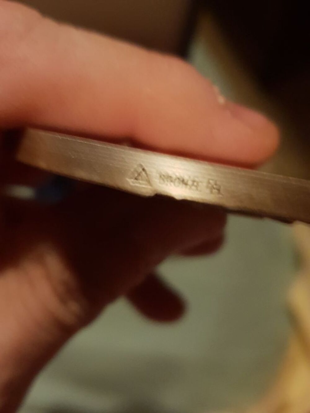 bronze argent&eacute; 