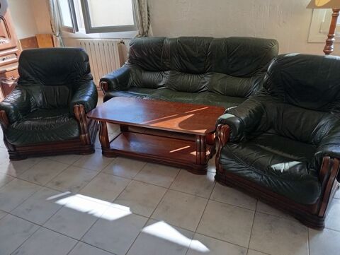 Ensemble salon
Canap� 3 places fauteuils table basse 380 S�m�ac (65)