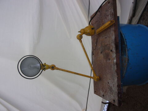 lampe JIELDE 150 Savigny-sur-Braye (41)