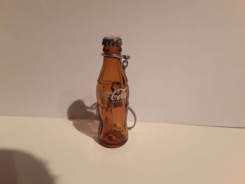Un Ancienne Porte clé coca cola 0 Gometz-la-Ville (91)