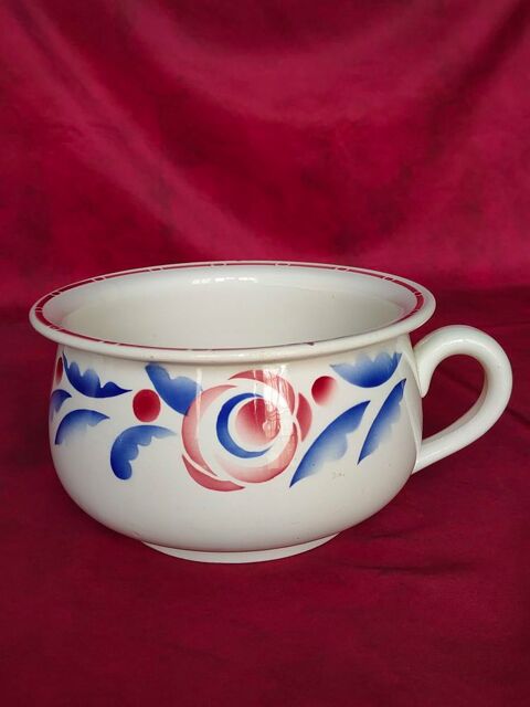 Ancien pot de chambre en fa�ence (n�12) 13 Avermes (03)