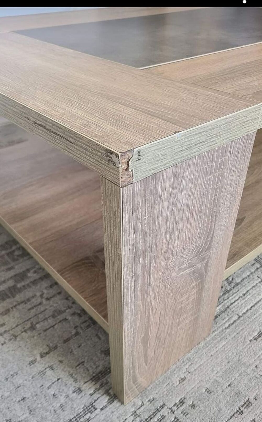 Table &agrave; manger et table basse Meubles