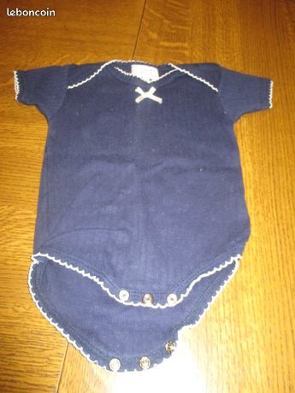 Boddy bleu marine avec petit noeud devant Vêtements enfants
