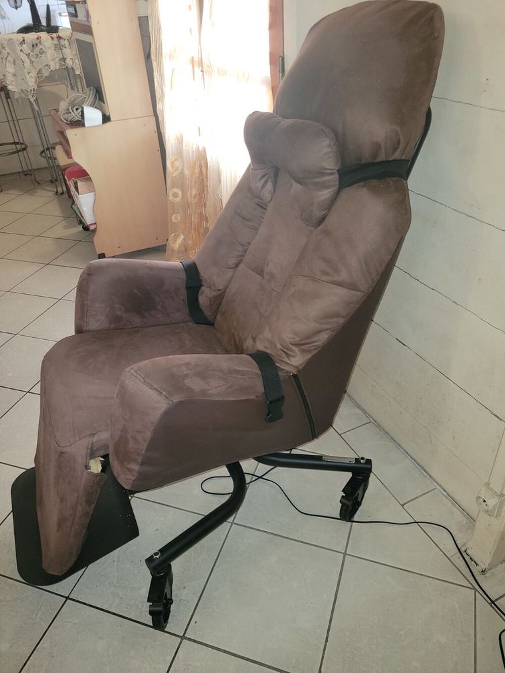 Fauteuil m&eacute;dicalis&eacute; Meubles
