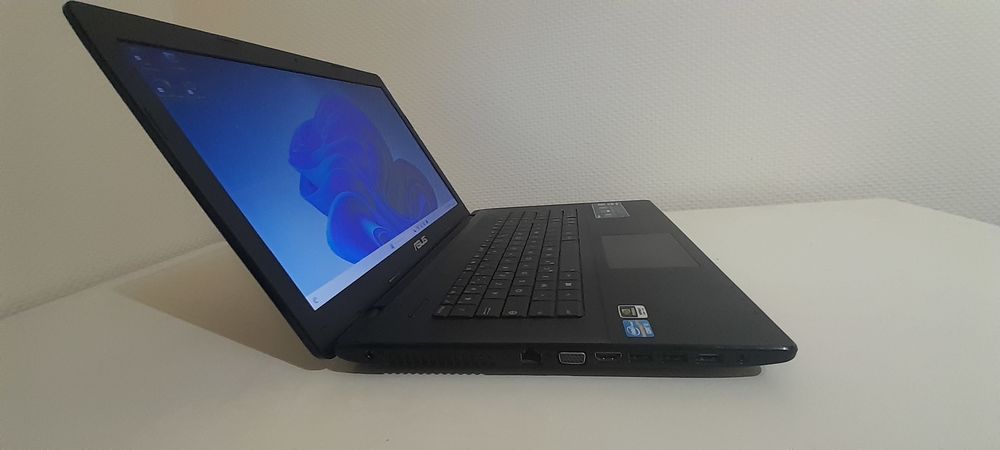 Ordinateur PC Portable ASUS Matériel informatique