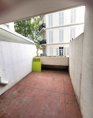  Appartement à vendre 1 pièce 25 m² Toulon