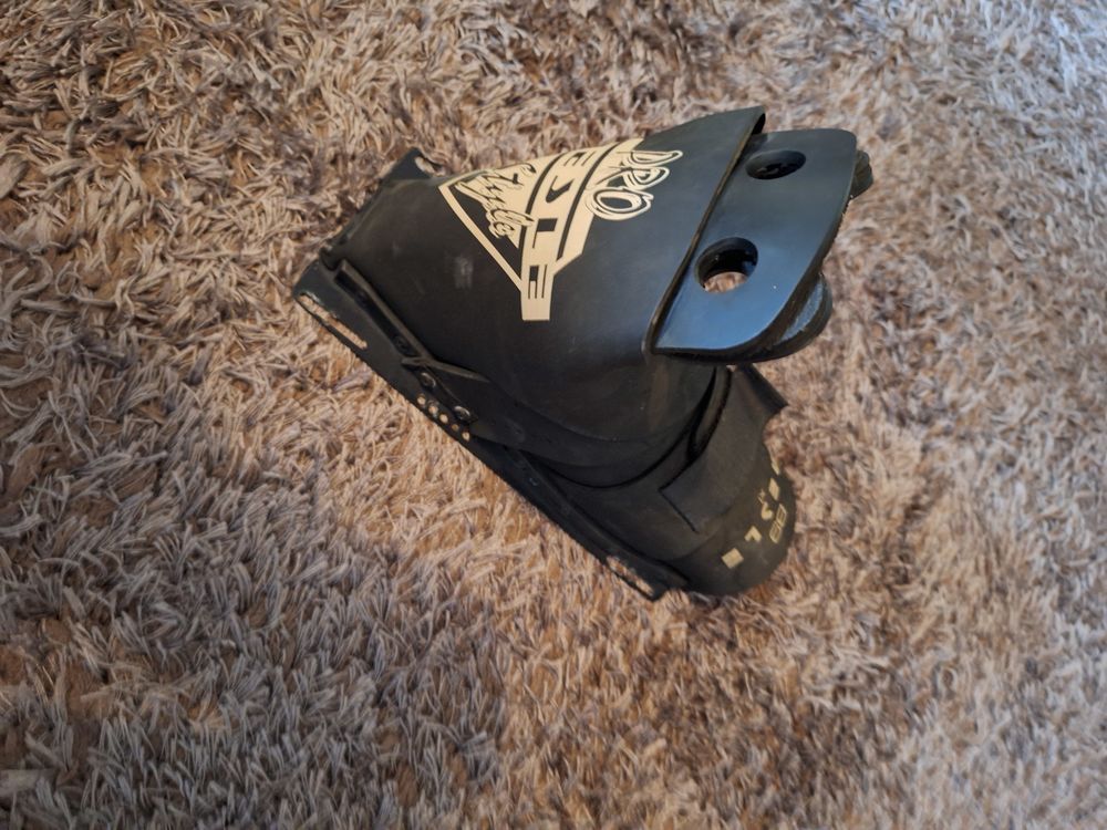 Monoski de figure Connelly Concept Sports