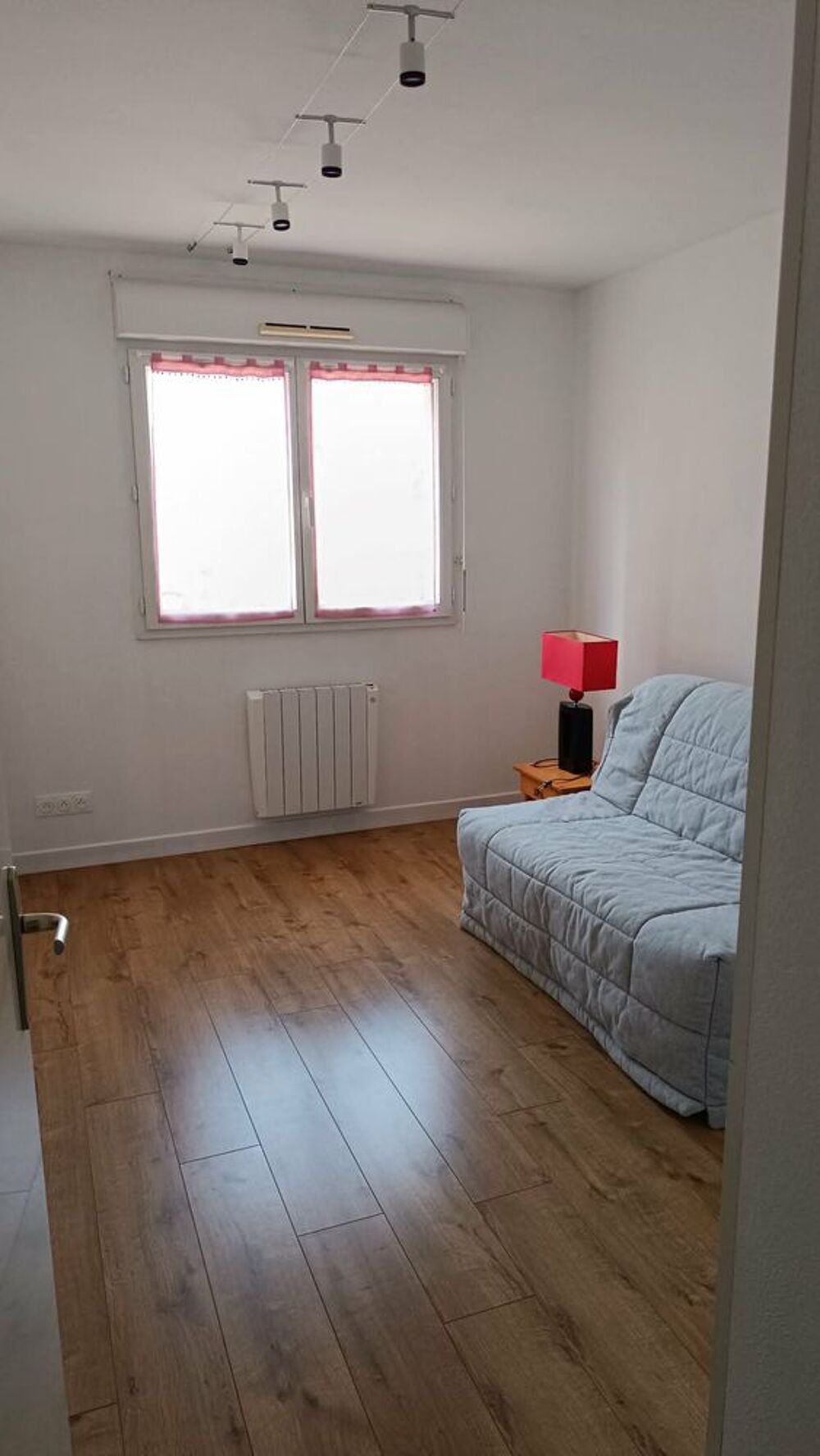 Location Appartement T3 meublé Mérignac centre 2 chambres+ 1 place parking Mérignac