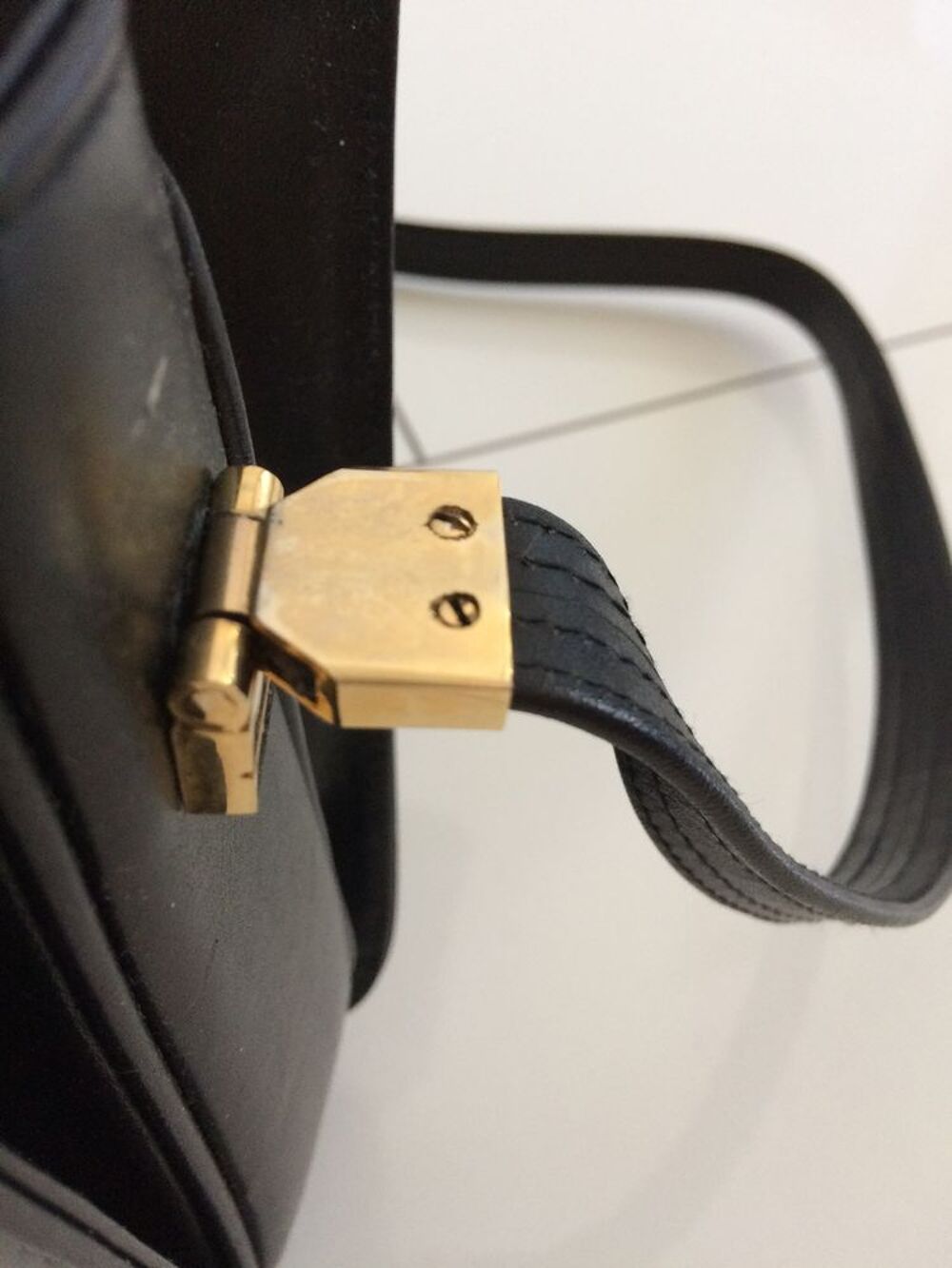 Sac &agrave; main vintage "ALMADA" noir Maroquinerie