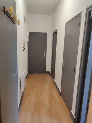  Appartement à louer 2 pièces 45 m² La ricamarie