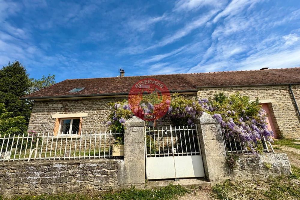 Maison 6 pièces 175 m² · à Saint-Thibault · 175 m² · 198 000 €