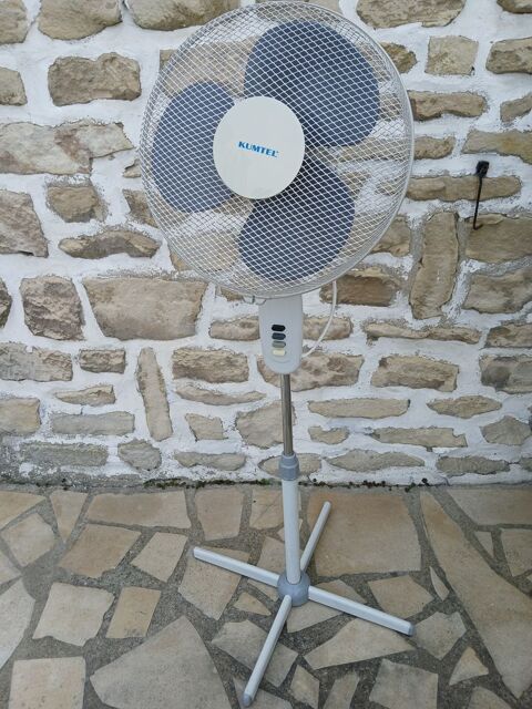 Ventilateur oscillant KUMTEL sur pieds Mantes-la-Jolie (78)