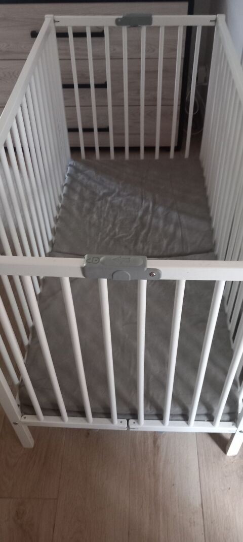 Lit bebe en bois massif pliable Salleb�uf (33)